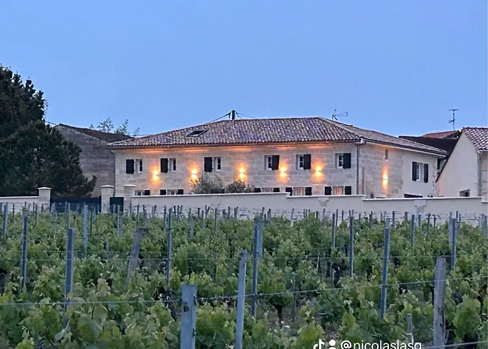 Appartement Dynastie - Le Repaire De Maltus Gîtes&spa Lussac (Gironde)